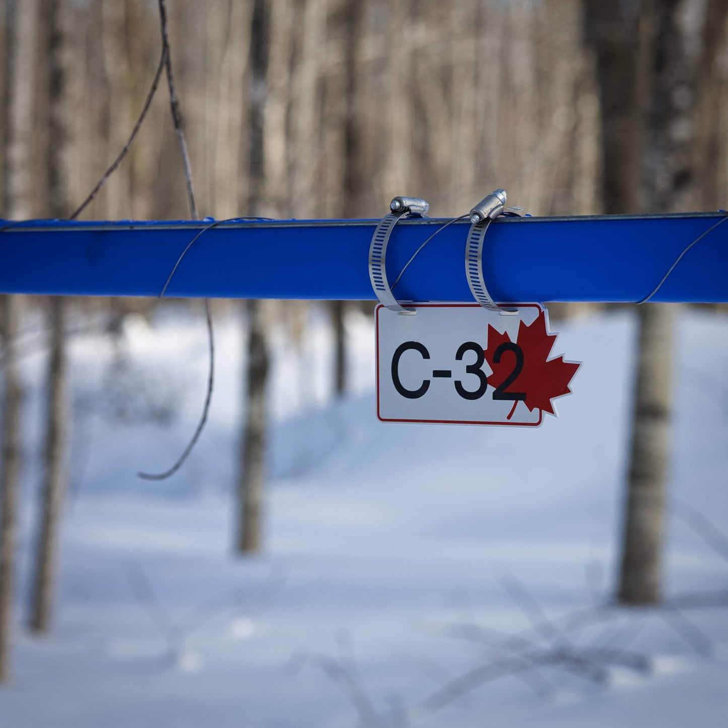 Pancarte tubulure - Modèle C-32 (3"x6") - Numérotation personnalisée